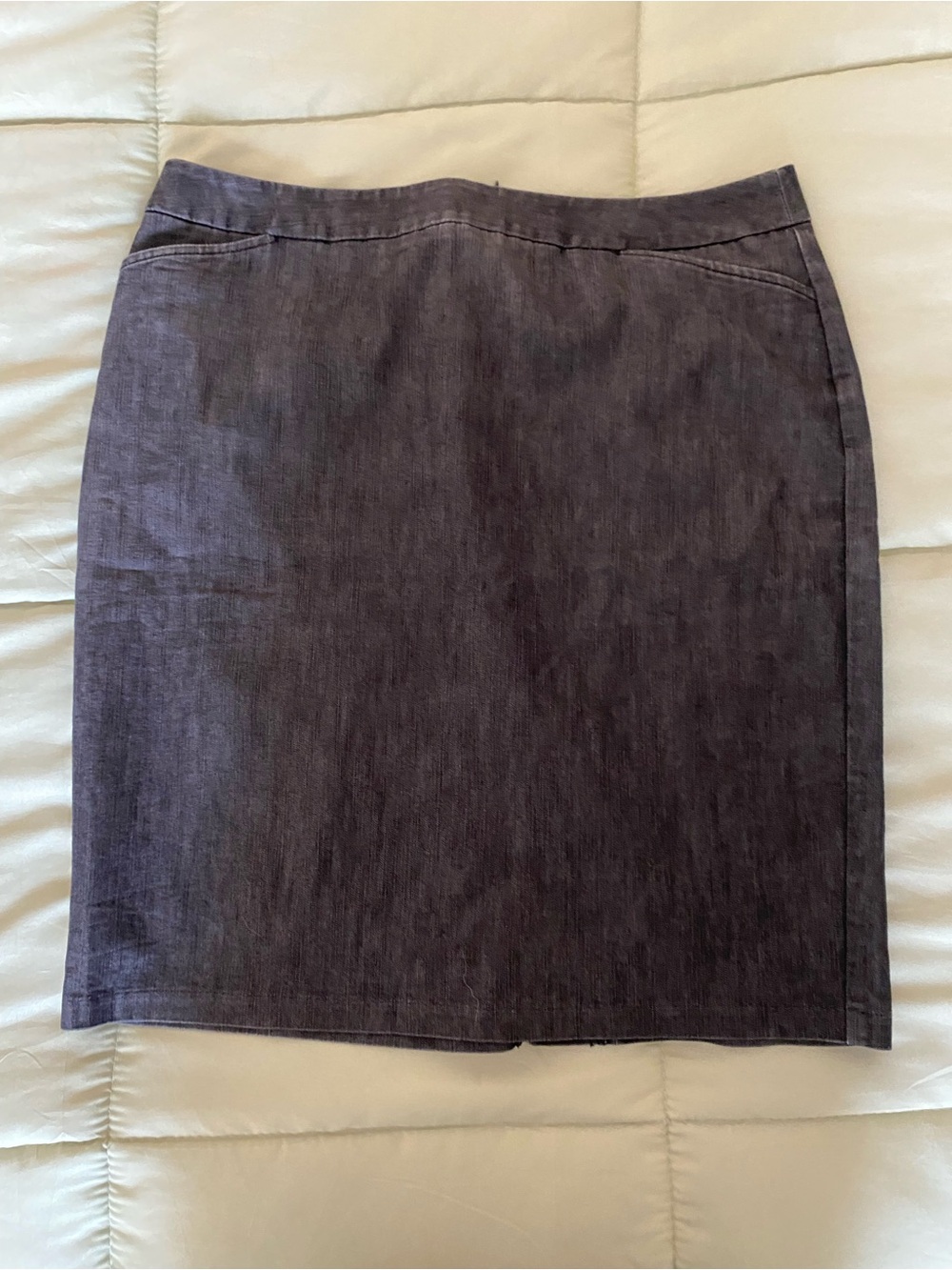Chaus Lightweight Denim Pencil Skirt